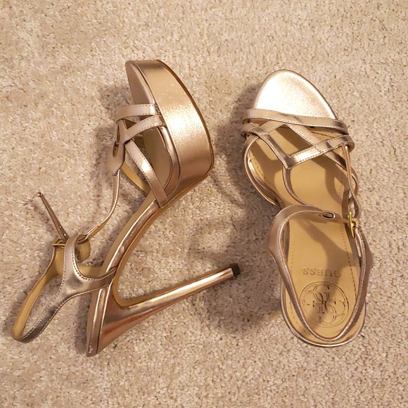 Guess High Heels - Picture 2 of 3